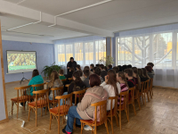 Skolēni STEM projekta ietvaros