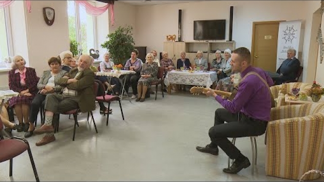 Latvijā atzīmē Starptautisko senioru dienu