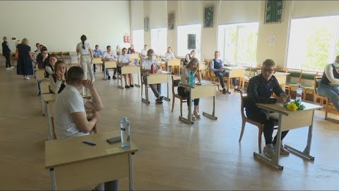 Ar valsts pārbaudījumu angļu valodā 12.klašu skolēniem sākas eksāmenu sesija