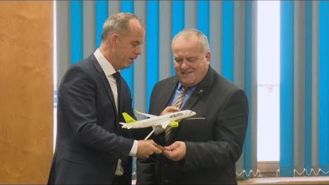 Līvānus sveic “AirBaltic” prezidents un izpilddirektors