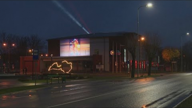 Gaismas stāsts izgrezno Līvānu novada Kultūras centra ēku