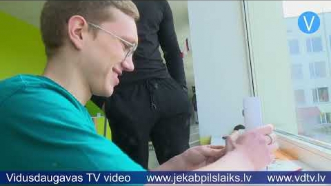Līvānu skolēni veido izstādi un piedalās prāta spēlēs par ES