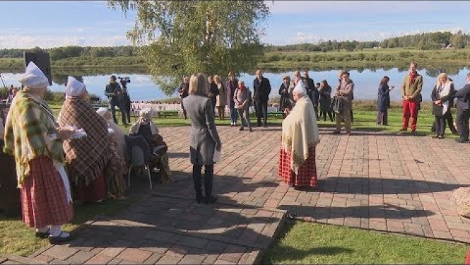 Līvānus apmeklē ārvalstu vēstnieku delegācija