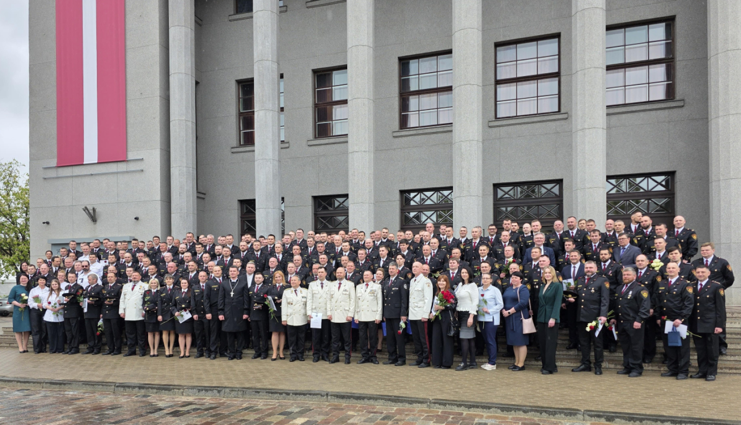 Latgales ugunsdzēsēji svinīgā pasākumā